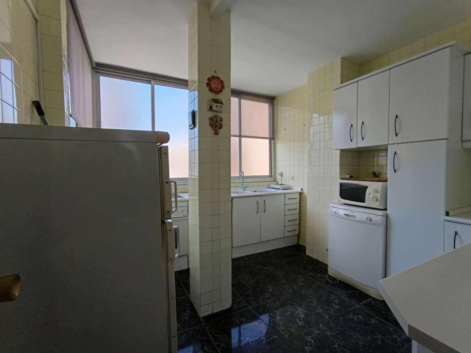 Piso en Fuengirola - 1ª línea de playa (Puerto Deportivo)