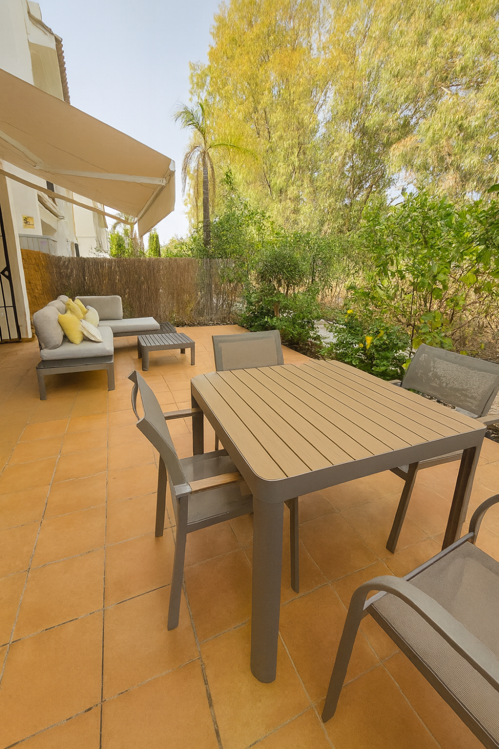 Lejlighed til salg i Los Naranjos (Marbella)