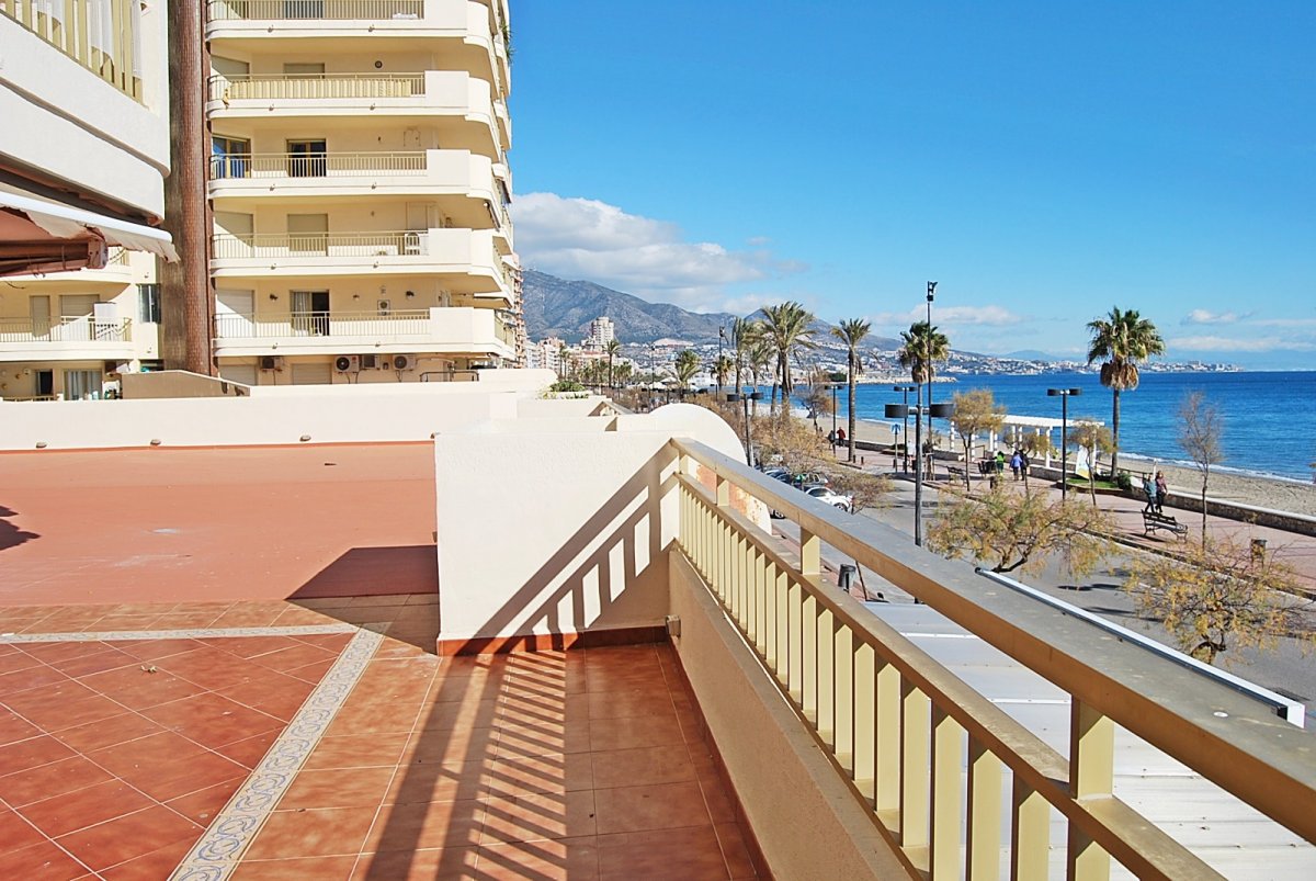 مسطحة للبيع في Zona Sohail (Fuengirola)