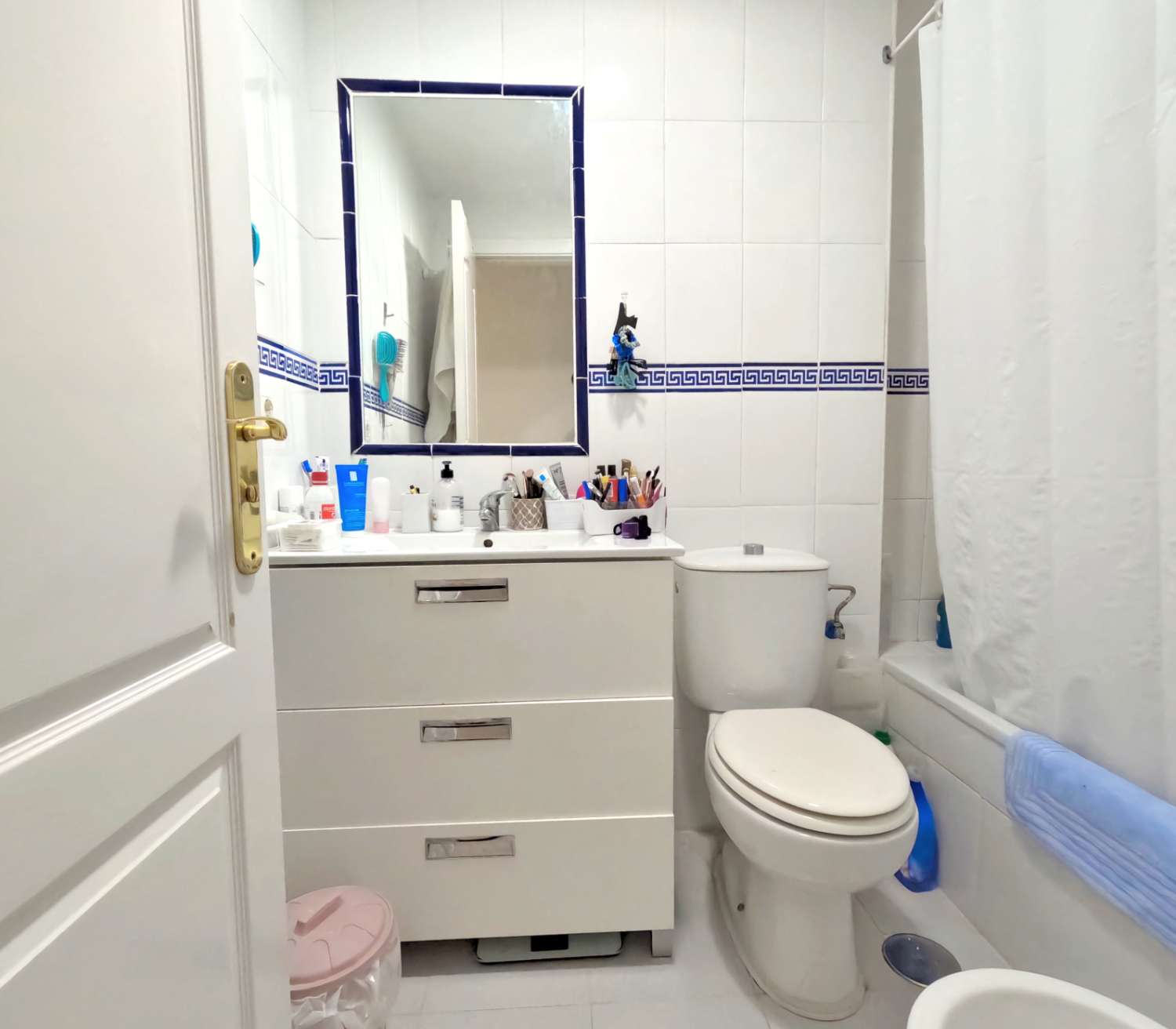 Piso en urb. Torreblanca (Fuengirola)