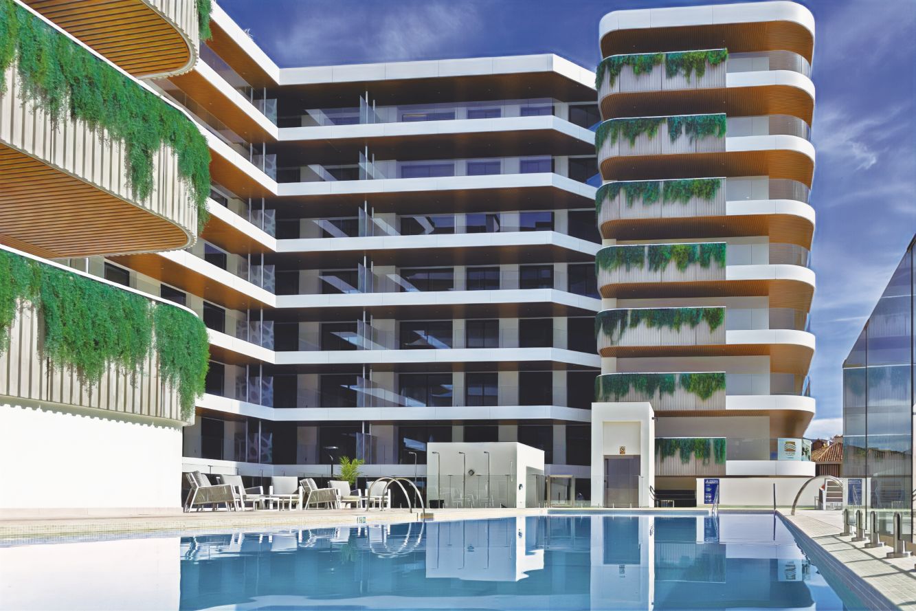 NUEVA PROMOCIÓN CENTRO FUENGIROLA - PISOS Y ÁTICOS DE LUJO